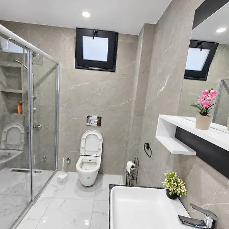 Apartment Blue Wawe 2br, 100m From The Sea *